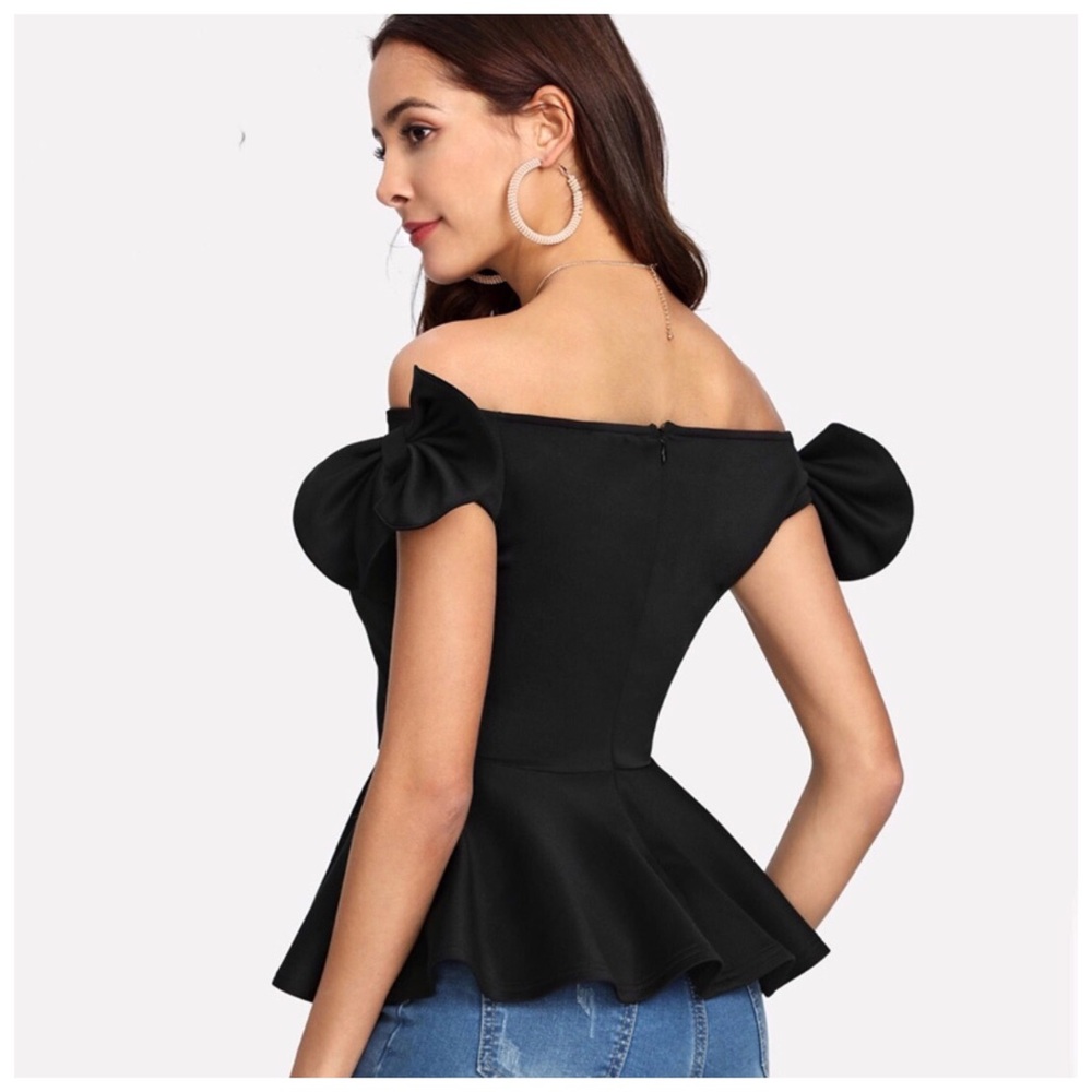 Off The Shoulder Bow Top - Picture 3 of 4